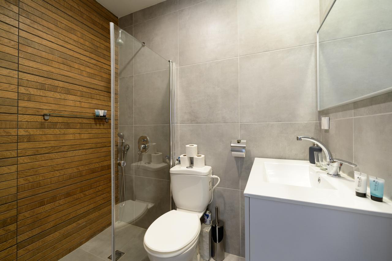 Luka 15 - By Beach Apartments Tlv Tel Aviv Habitación foto