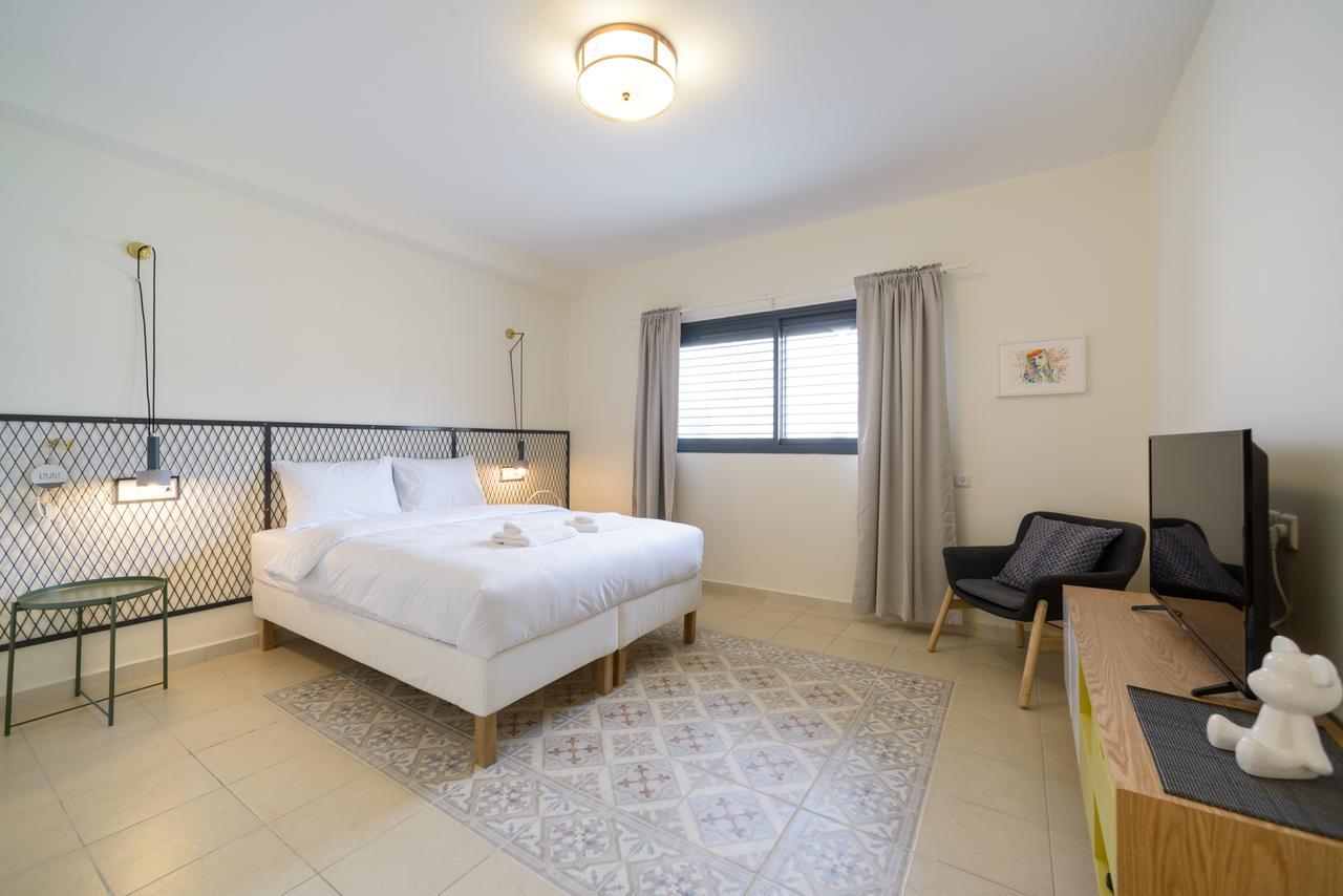 Luka 15 - By Beach Apartments Tlv Tel Aviv Habitación foto